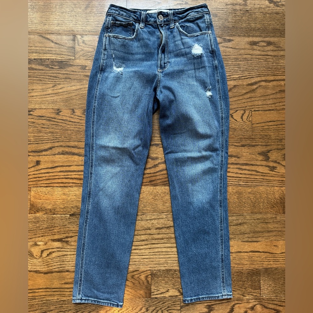 Hollister Curvy Ultra High Rise Medium Wash Distressed Jeans Vintage Stretch—26S